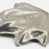 Empty pocket irman in tin