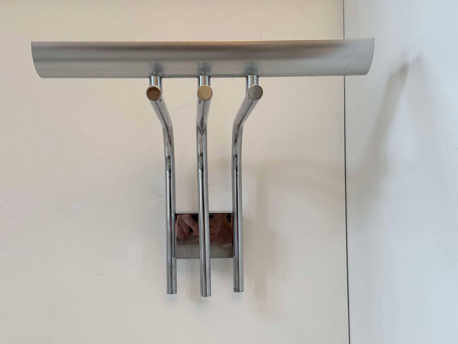 Vintage wall light 20581, chrome metal, by Verre Lumière Studio France 1978