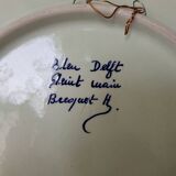Assiette bleue de Delft signée Bequet H peinte à la main