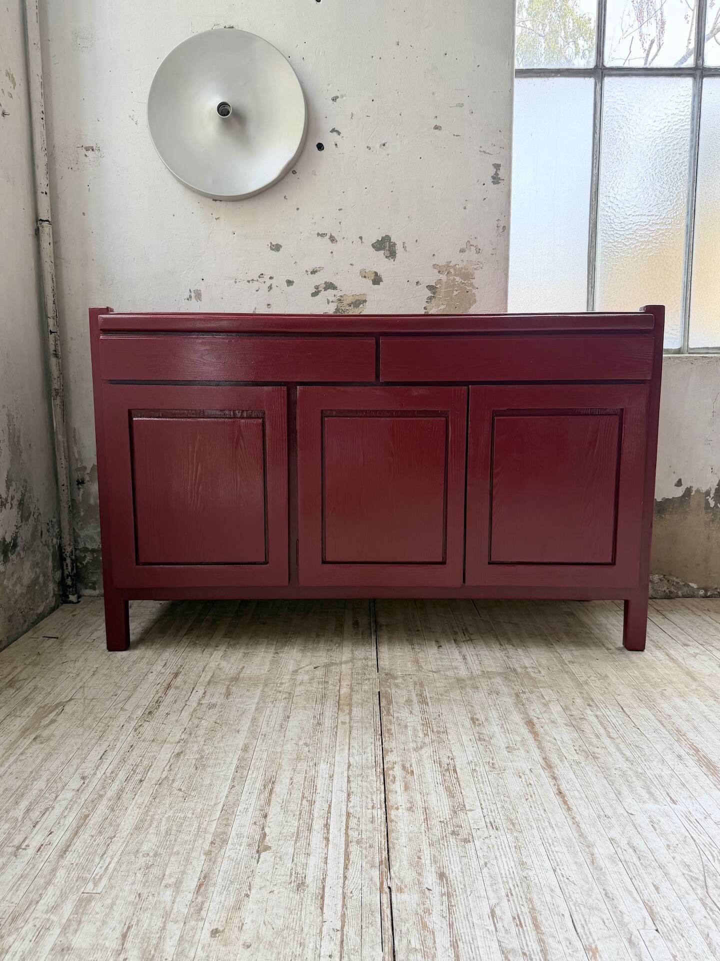 Red lacquered enfilade 1970 160cm