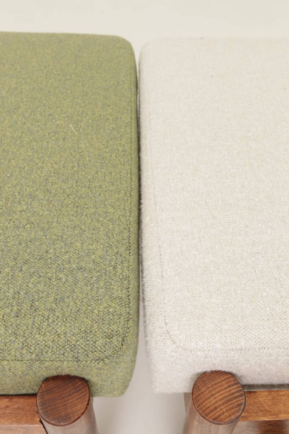 Set two footrest in vintage style, boucle upholstery, wooden pouffe