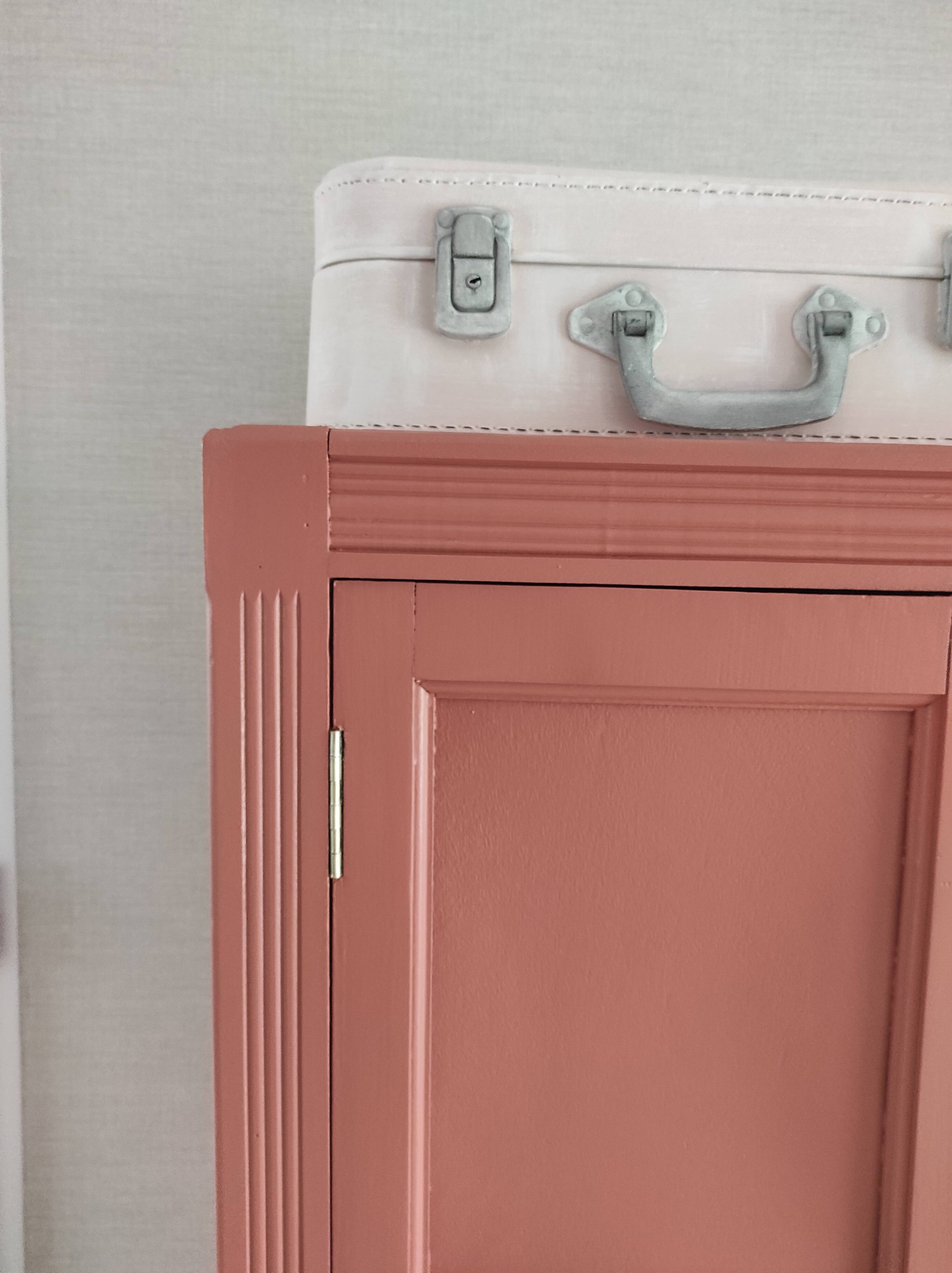 Parisian wardrobe redesigned