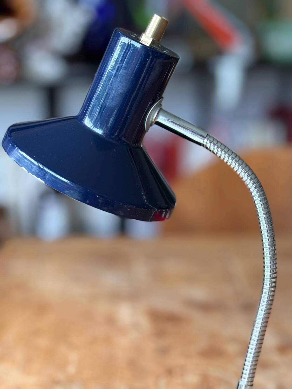 Lampe articulée de bureau en métal bleu, 1970