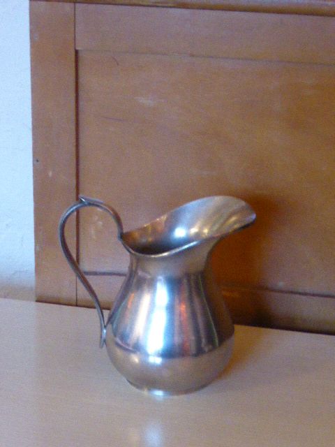 Coffee set in silver metal composed of 3 pitchers, Millan Freres, Paris