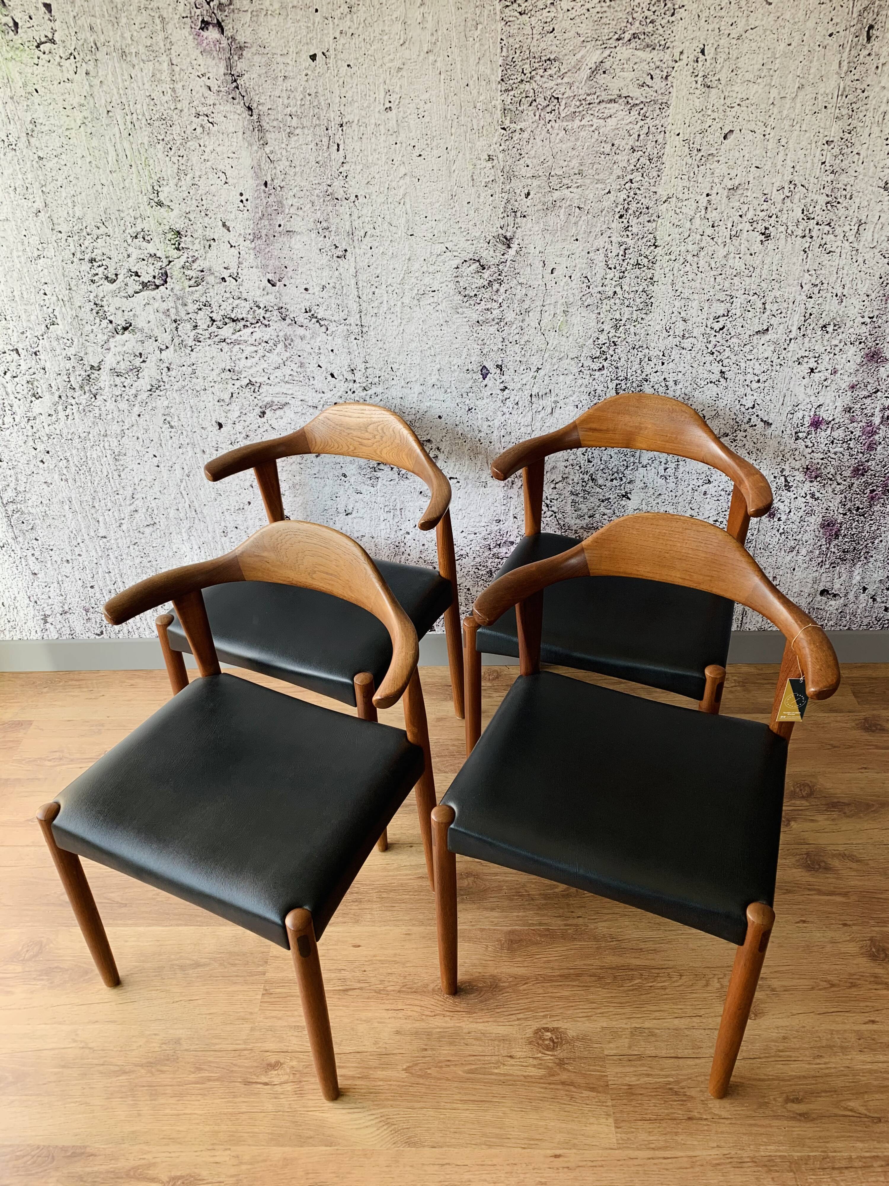 Lot of 4 wooden & skai chairs