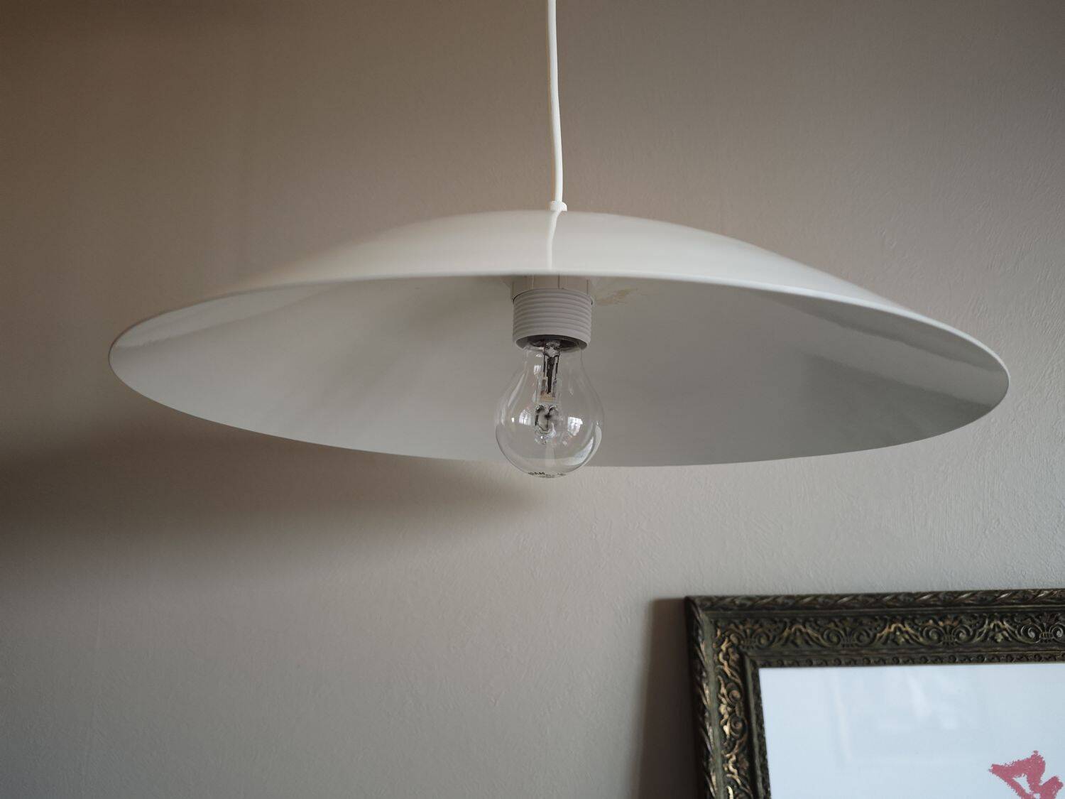 Ami model suspension from the Tess brand - Made in France - 1970s/1980s