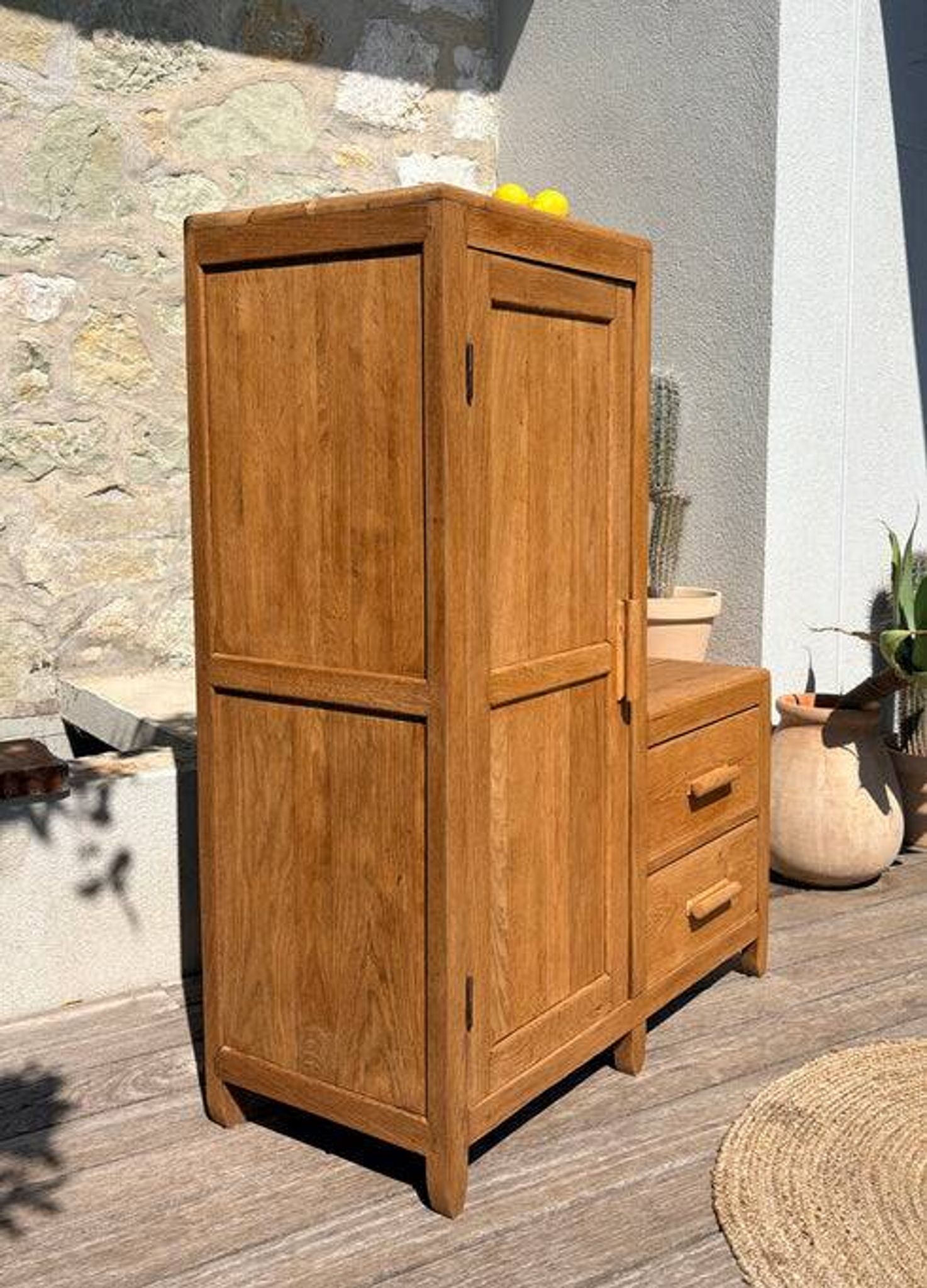 Small asymmetrical wardrobe "Pénélope"