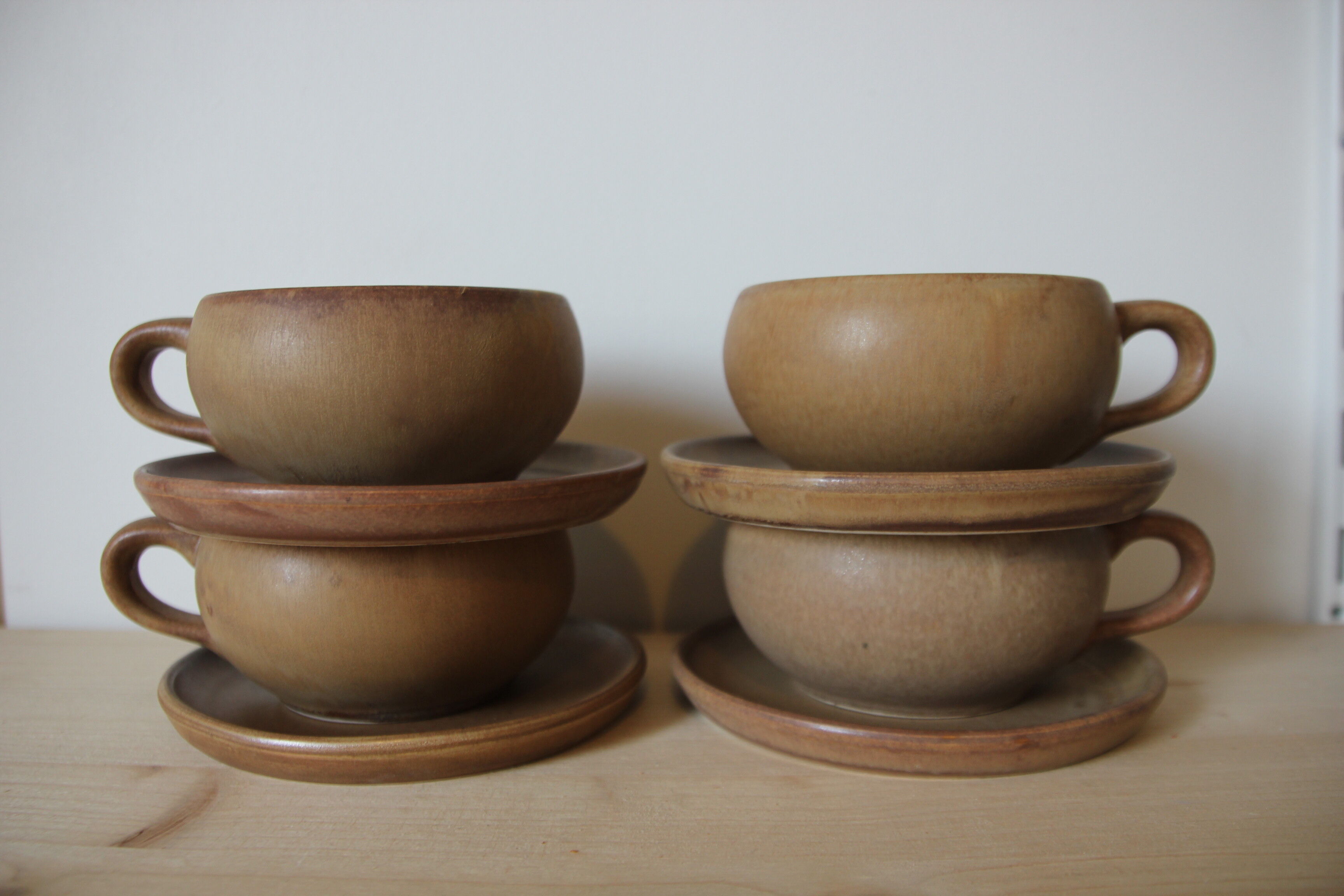 4 stoneware lunch bowls