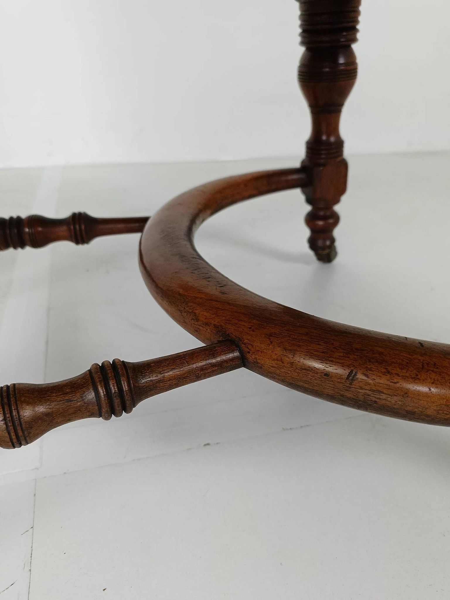 Chaise de bureau victorienne en acajou et cuir