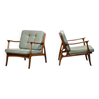 Paire de fauteuils italiens de style Mid-Century en hêtre teinté et coussins verts