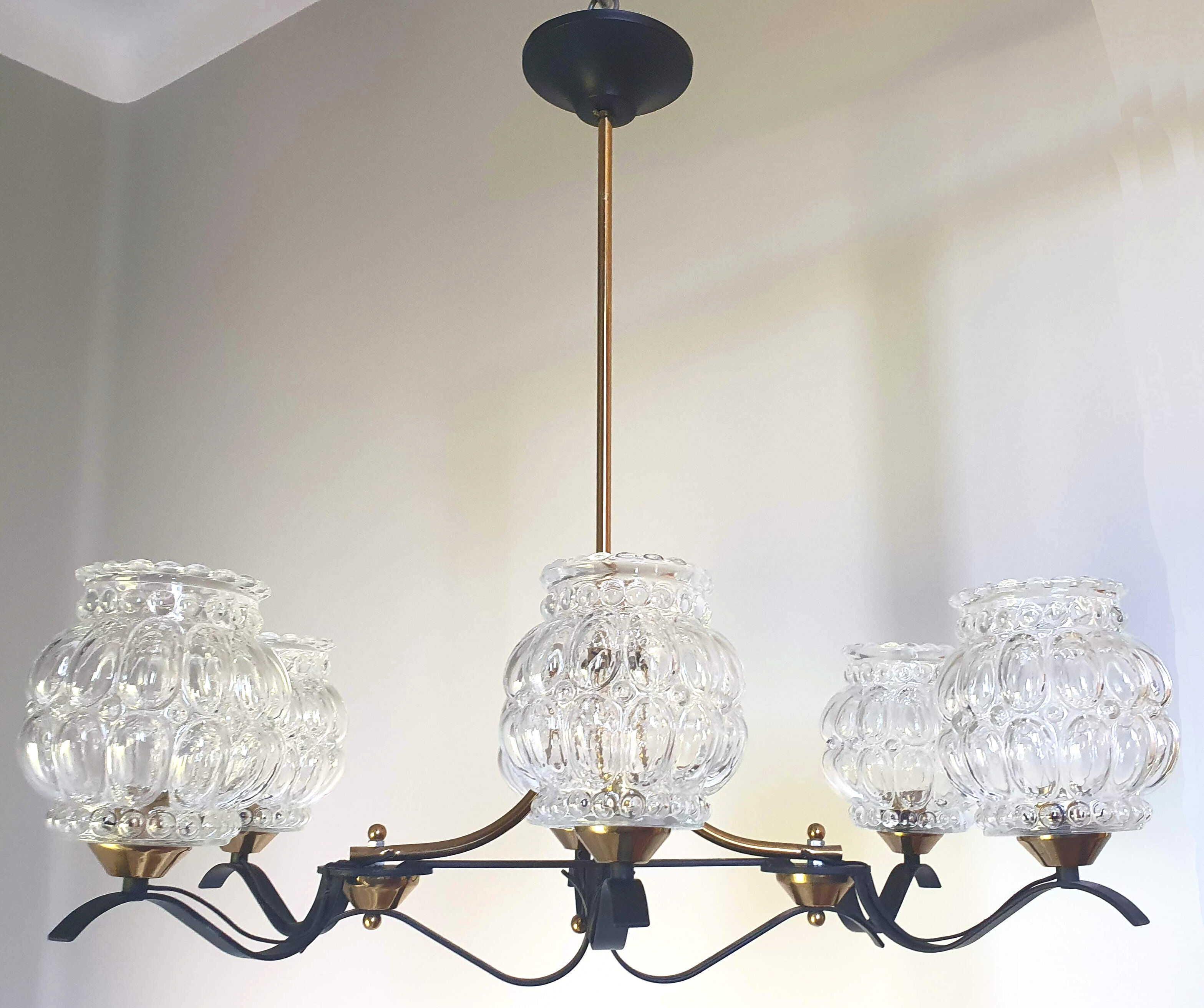 Suspension 50s/60s Arlus in brass and glass
