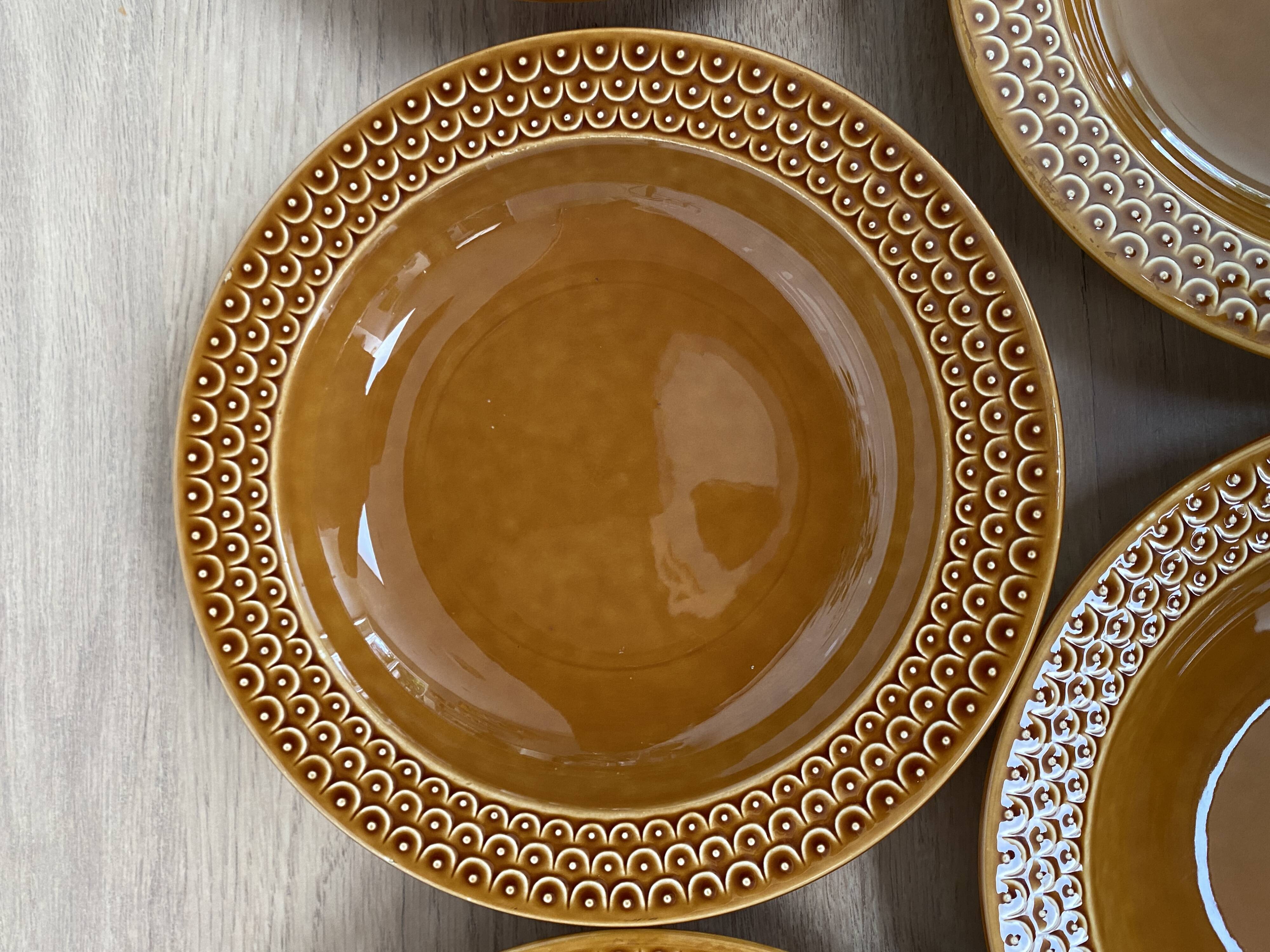 Set of 12 Pagnossin earthenware plates