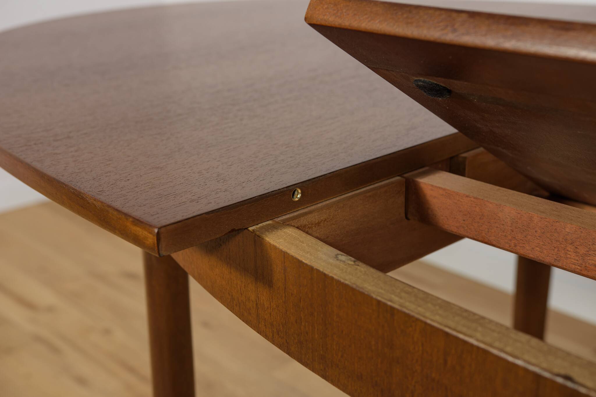 Mid-Century Oval Extendable Teak Dining Table from McIntosh, 1960s