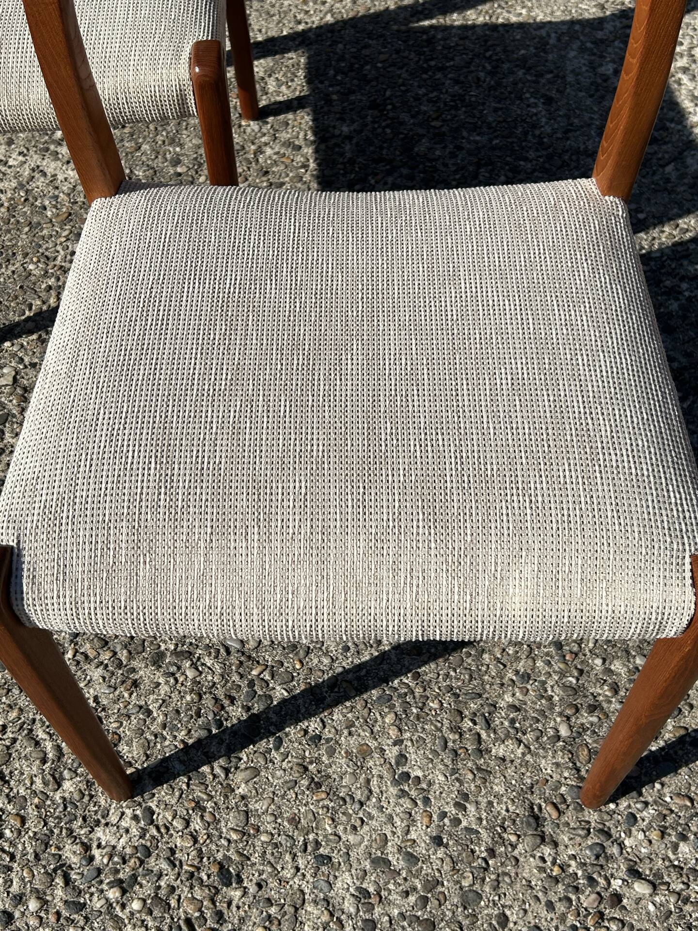 Lot of 6 teak chairs by Niels Otto Møller model 71.