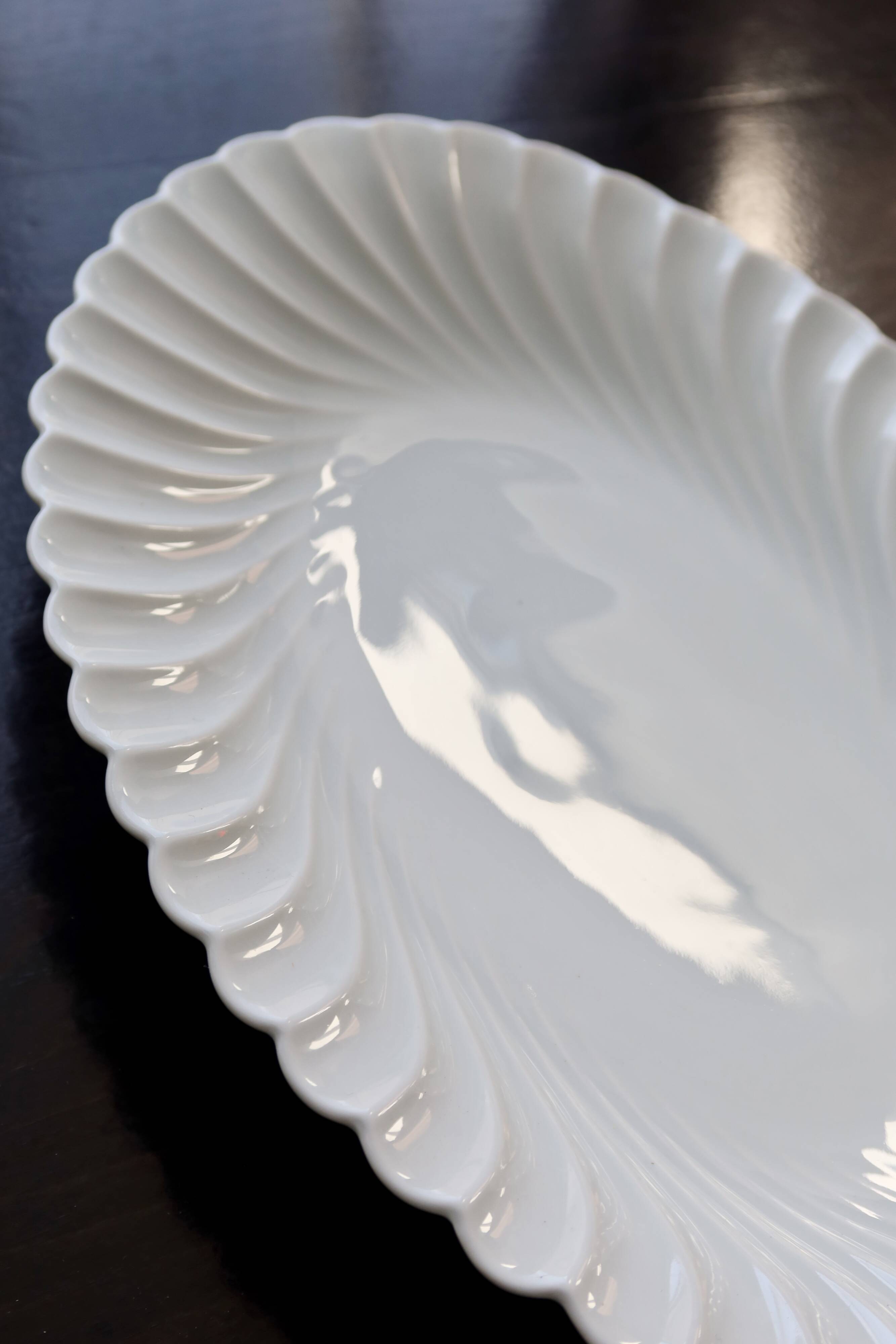 Vintage oval serving dish in twisted white porcelain by Limoges Haviland