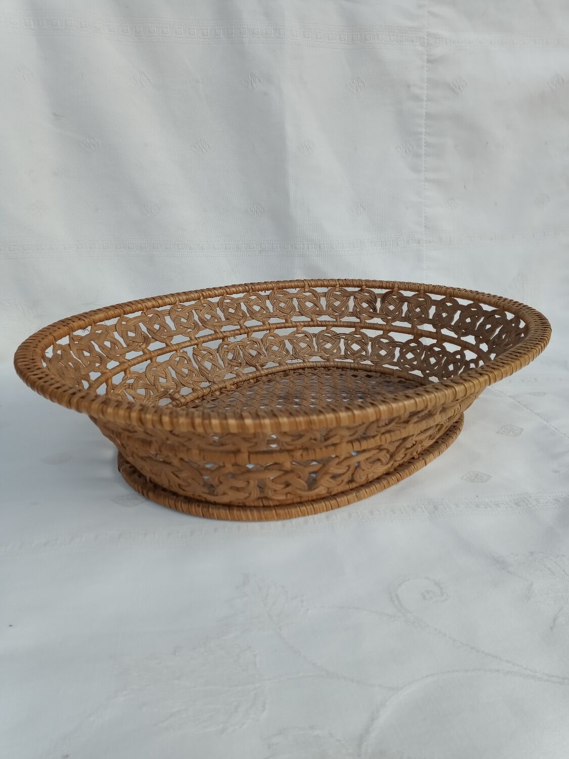 Braided wicker basket