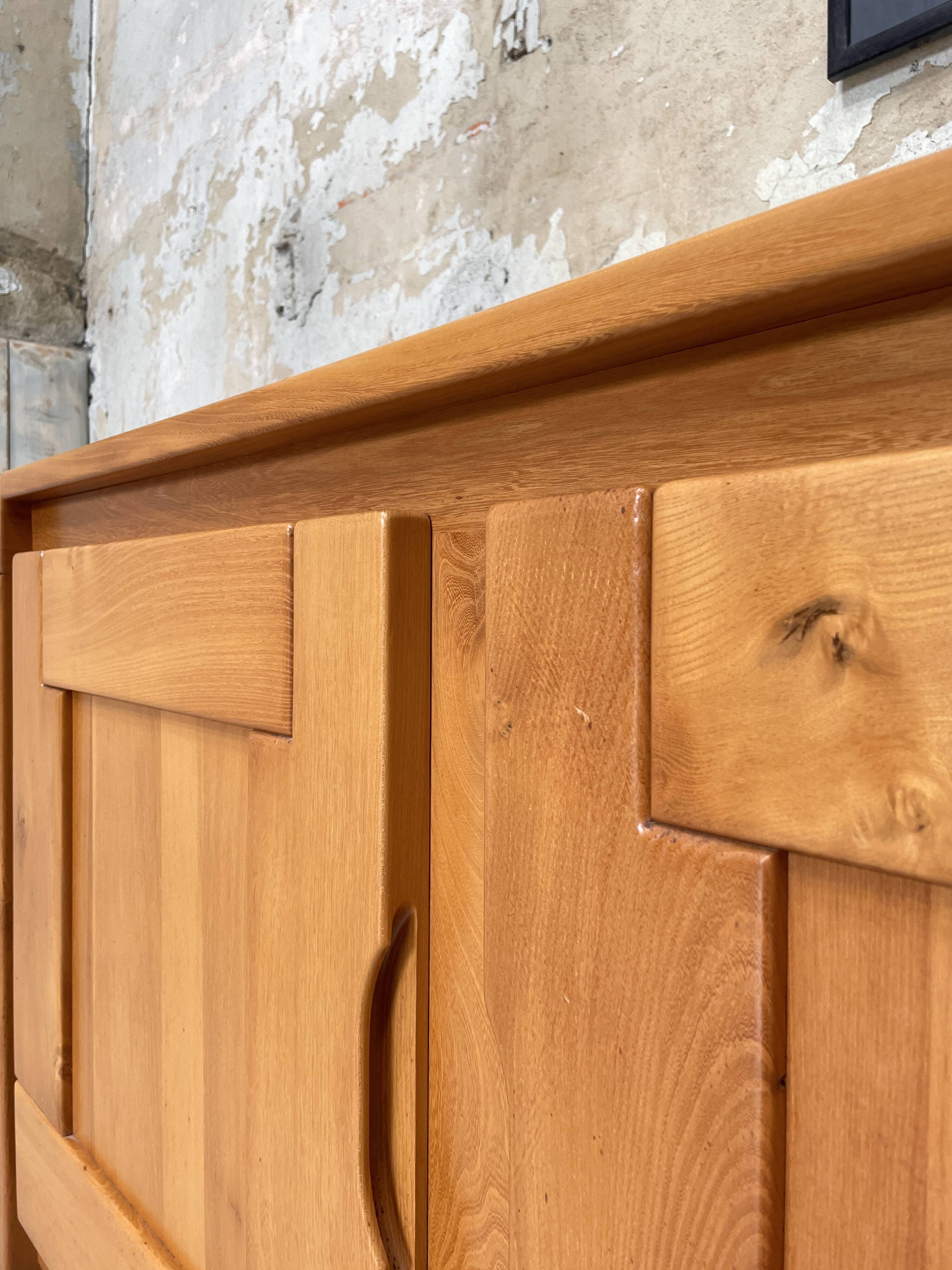 Enfilade en elme massif, REGAIN edition, circa 1980.