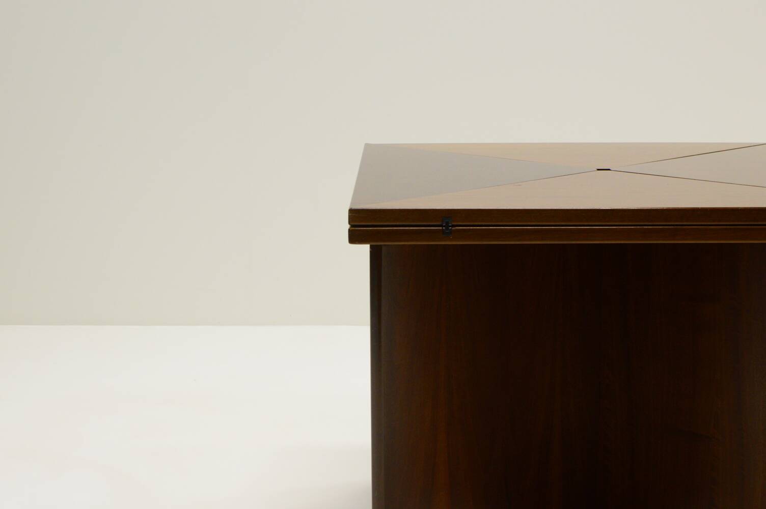 Envelope dining table by vittorio Introini for Sormani, 1960s Italy.