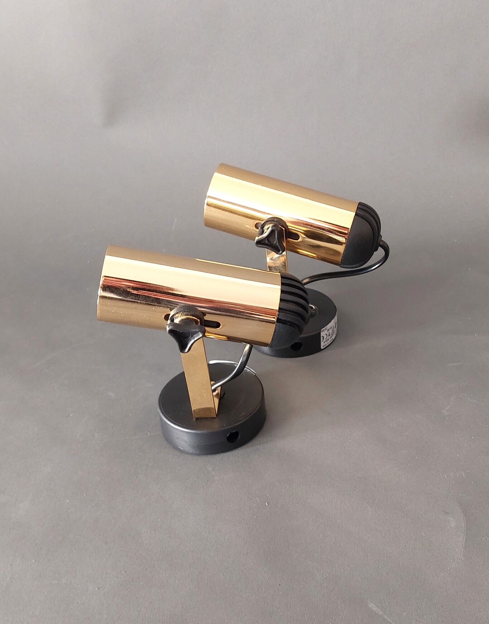 Pair of adjustable spotlight Maureva in gilded brass, Italian design 1980.