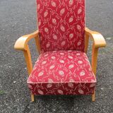 Scandinavian armchair in wood and red fabric