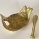 Cendrier et pilon, bronze