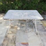 Rectangular garden table
