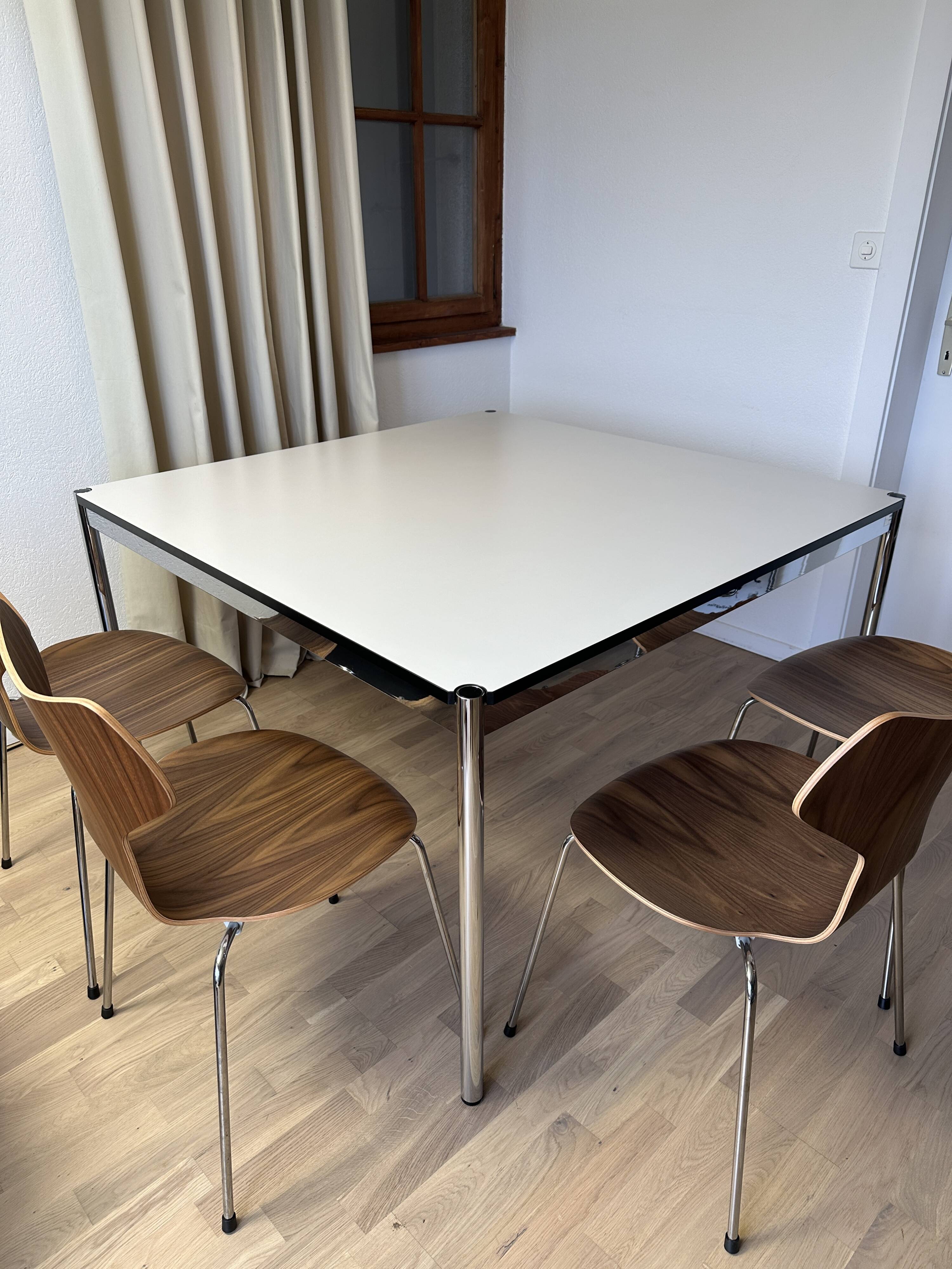 USM Haller table in pearl grey laminate