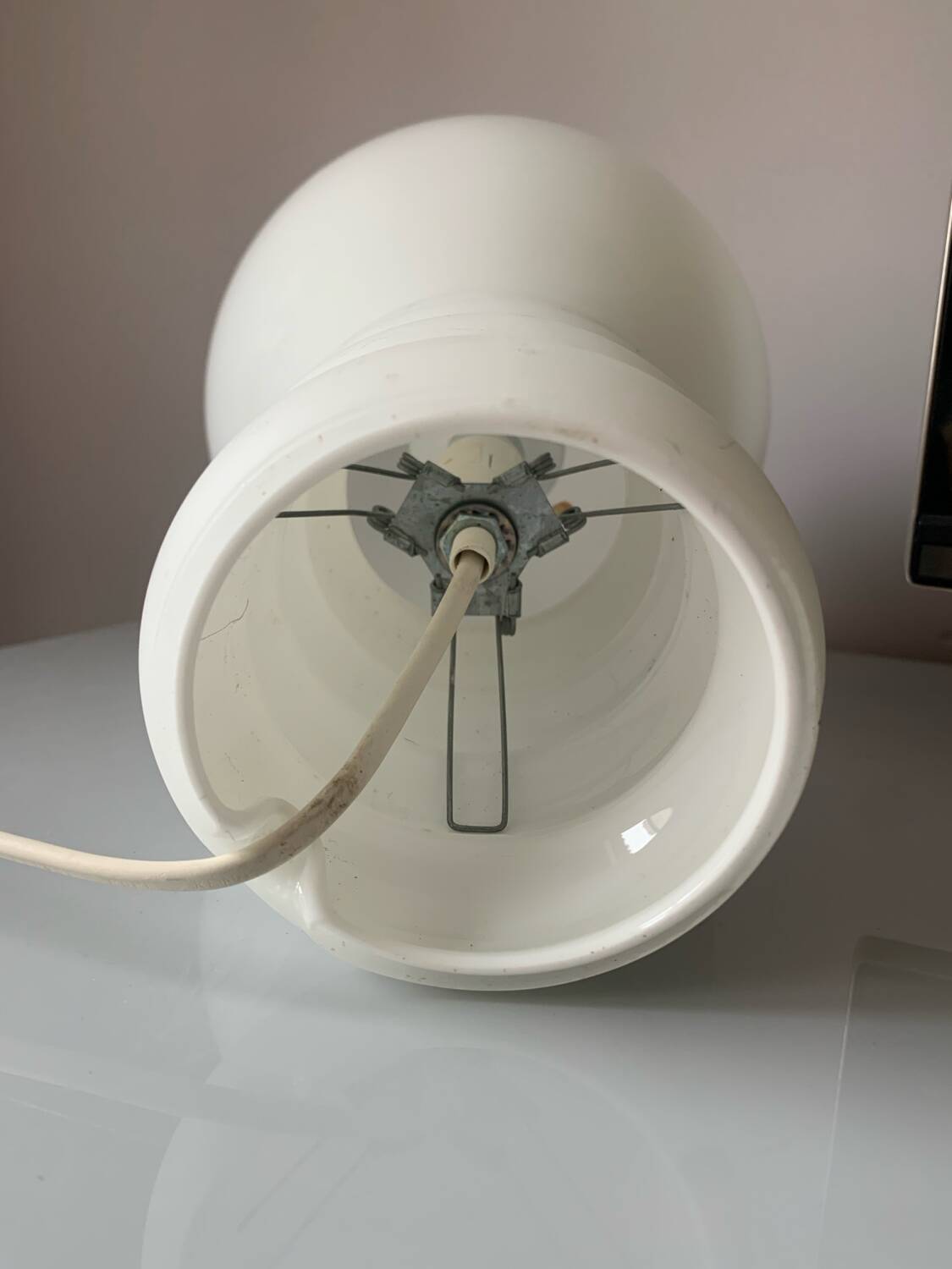 Vintage 70s “bubble” lamp, white glass