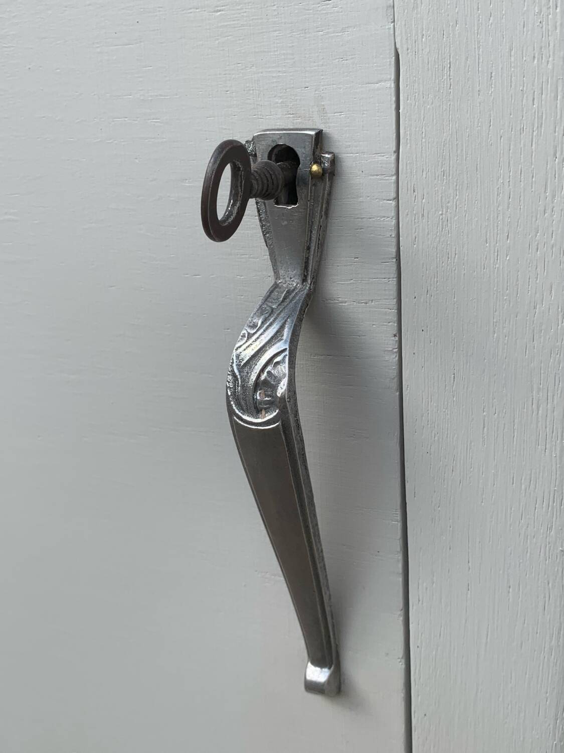 Asymmetrical Parisian Art Deco wardrobe 1930