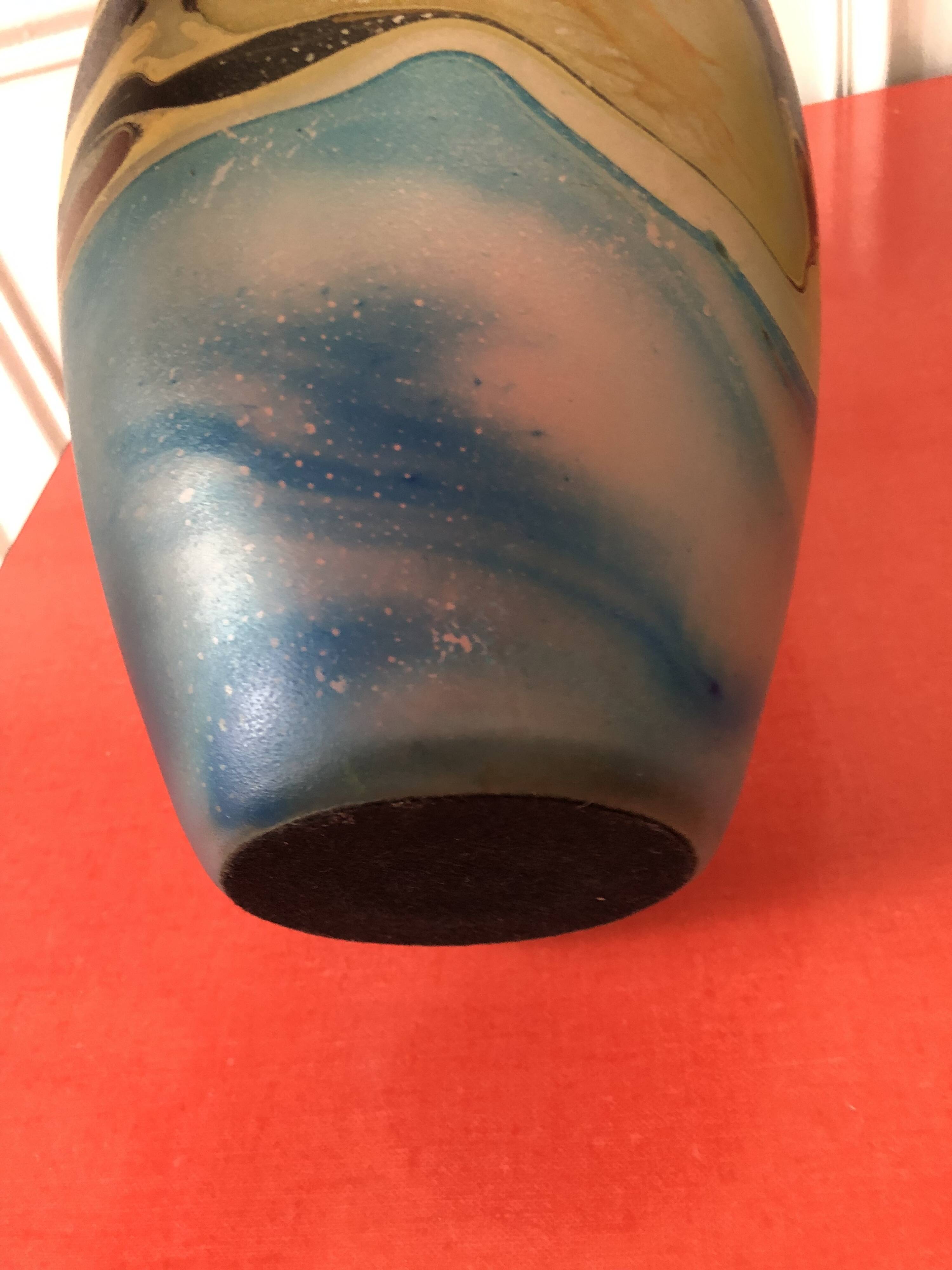 Large glass vase signed Jean-Noël Bouillet