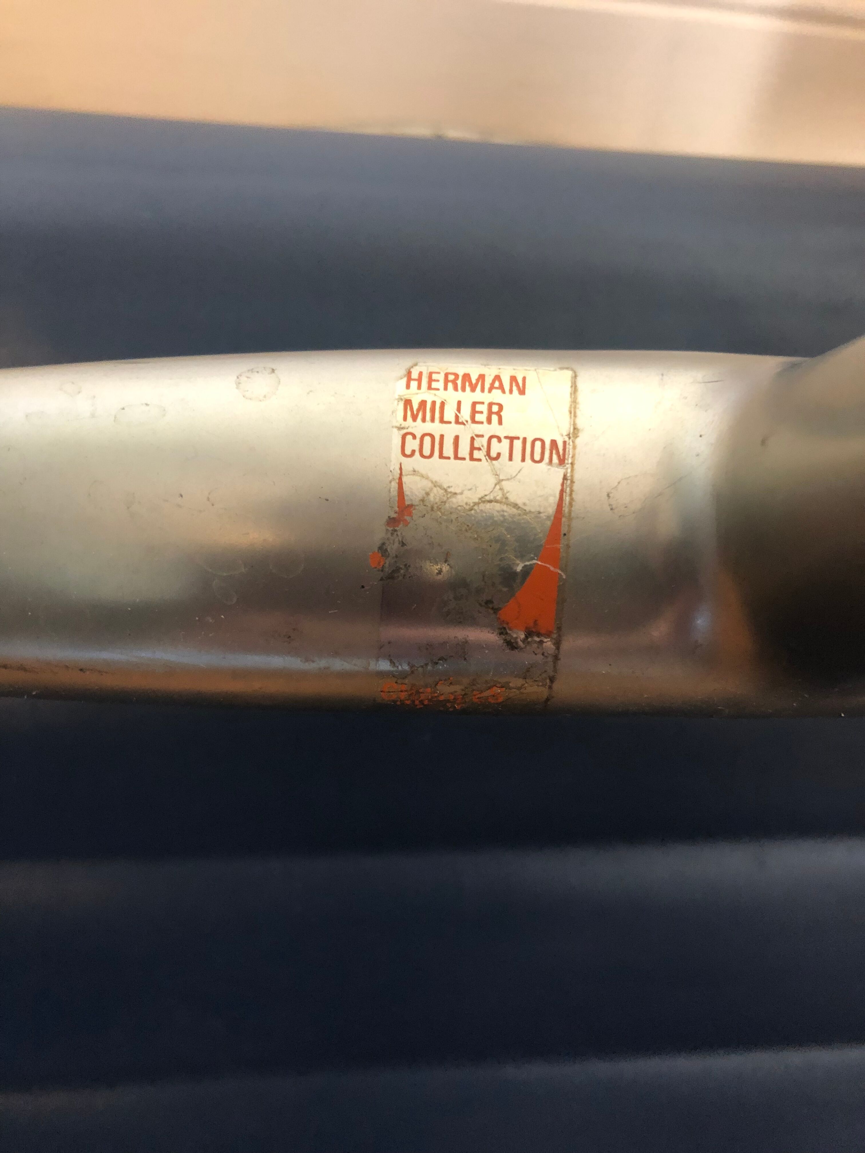 EA 105 chair by Charles & Ray for Herman Miller