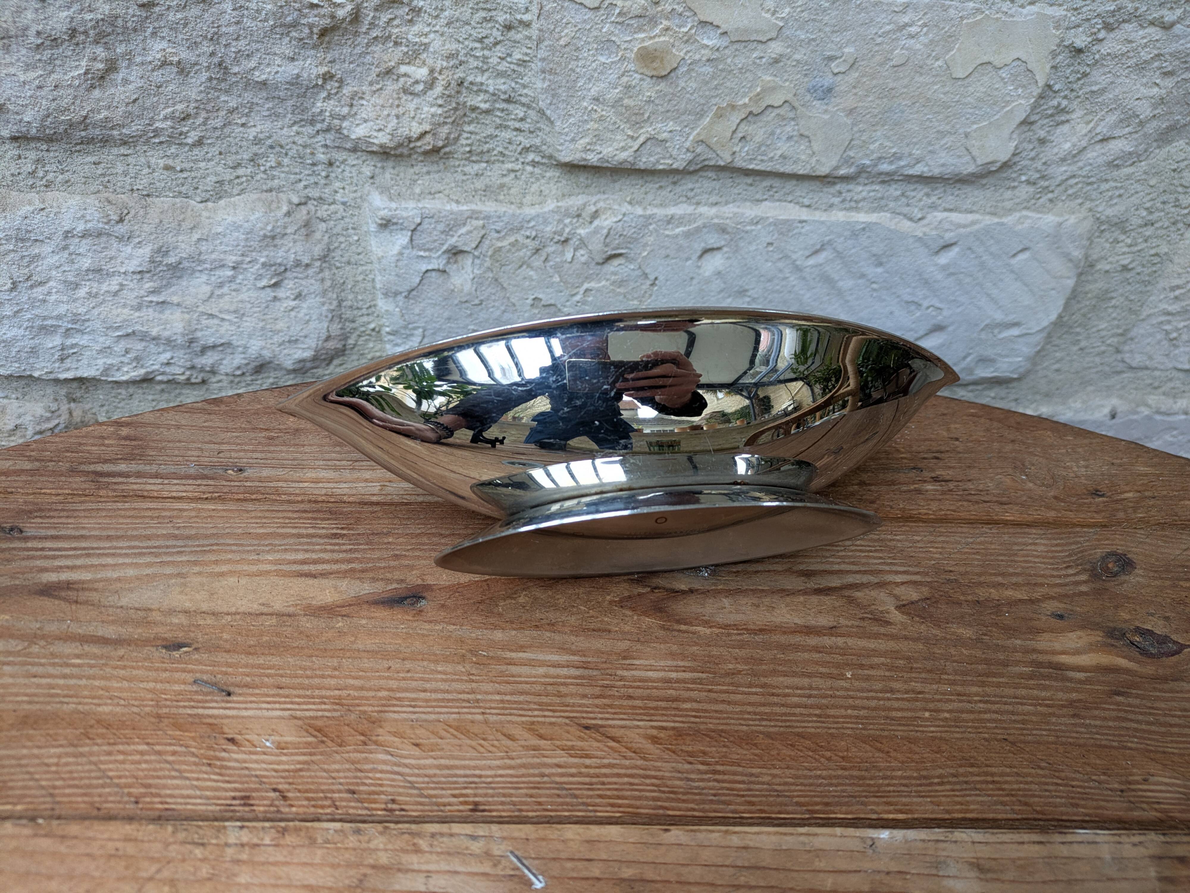 Beautiful stainless steel sauce boat from Guy Degrenne