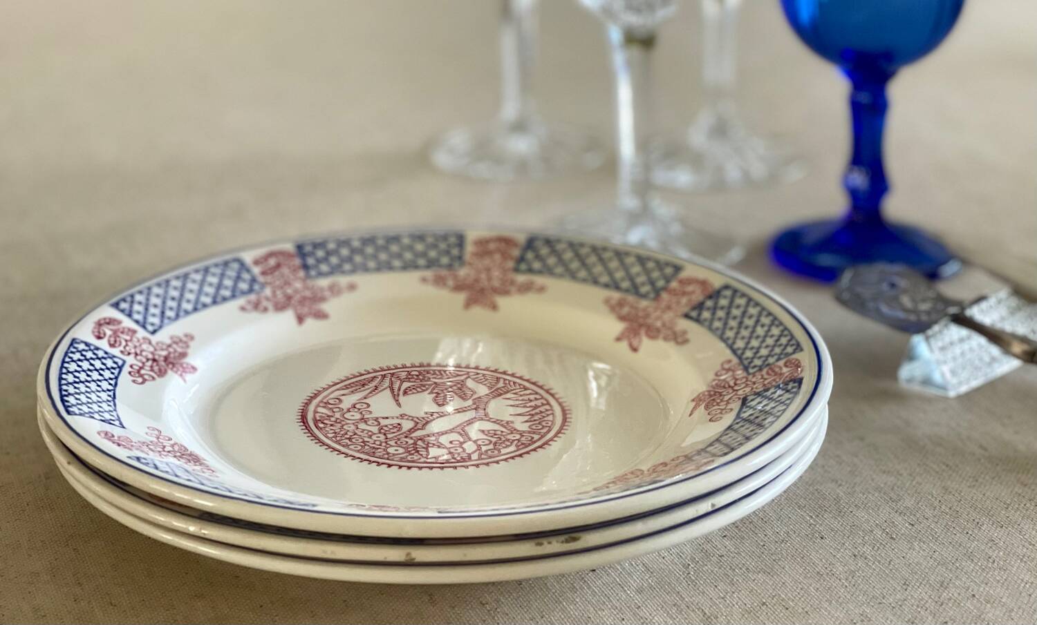 3 Longwy dessert plates.