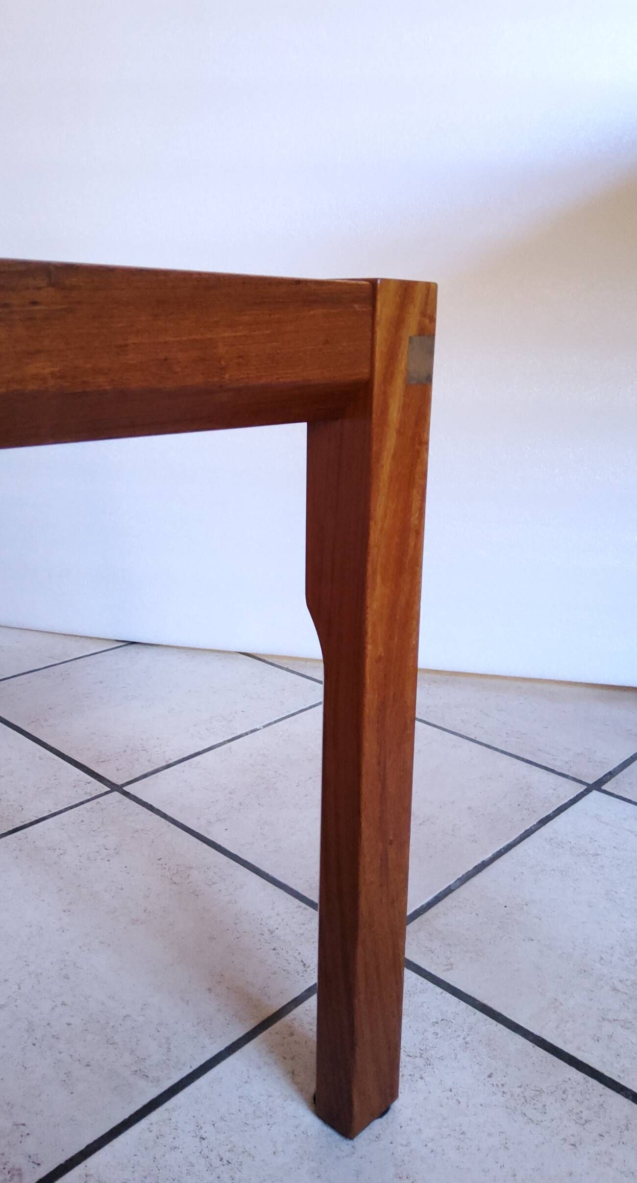 Table basse scandinave en bois massif