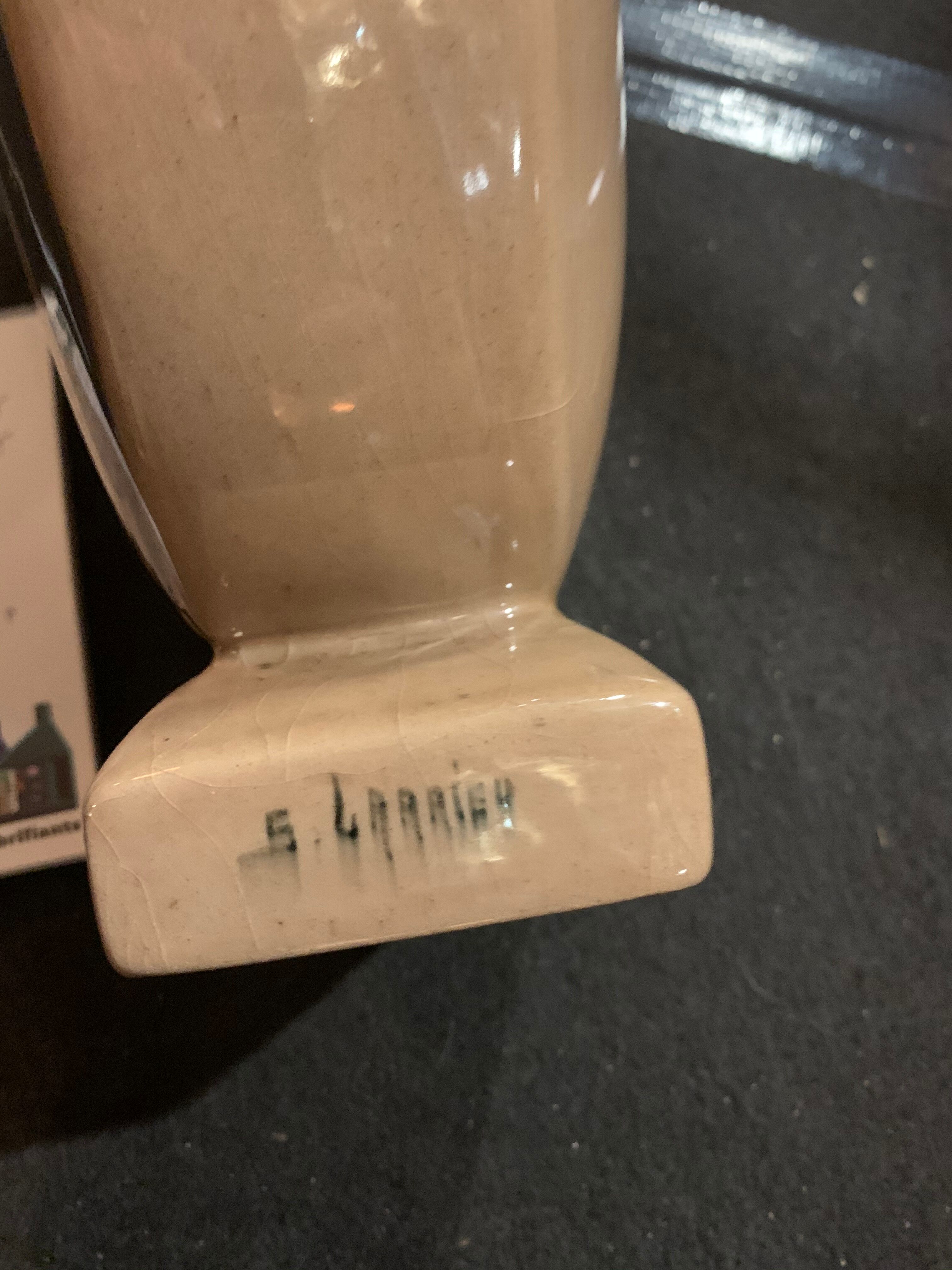 Vase art déco signé S Larrieu