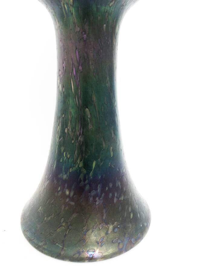 Iridescent green and purple glass paste vase – 20th century
