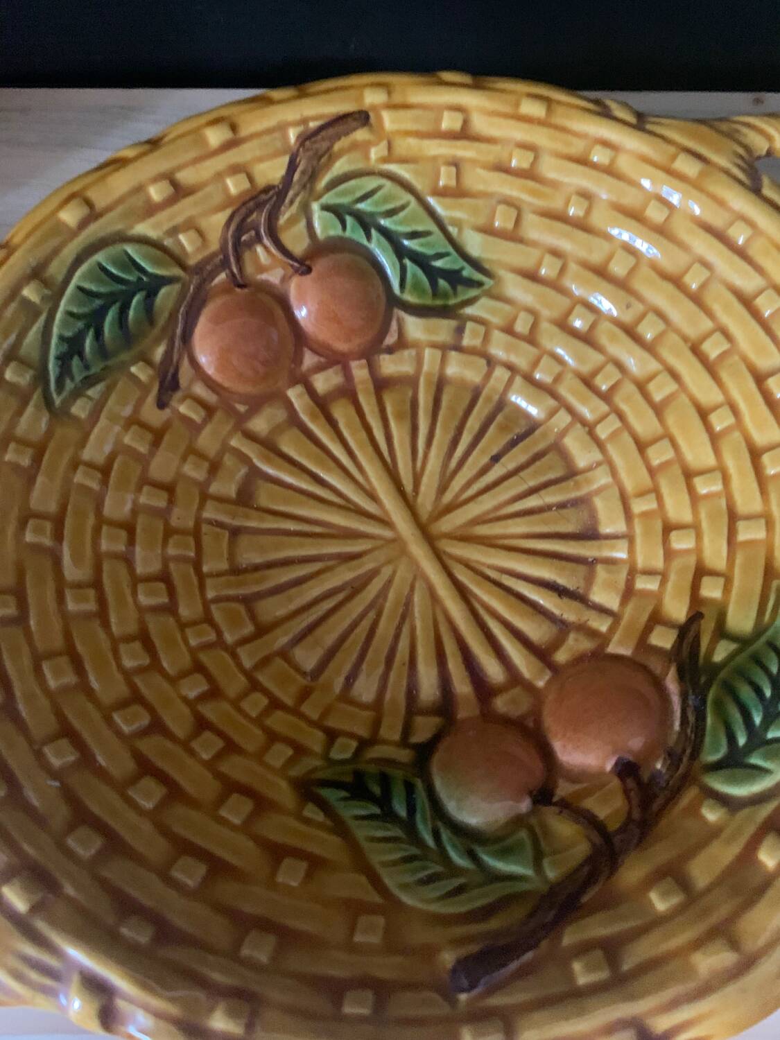 Slip dish