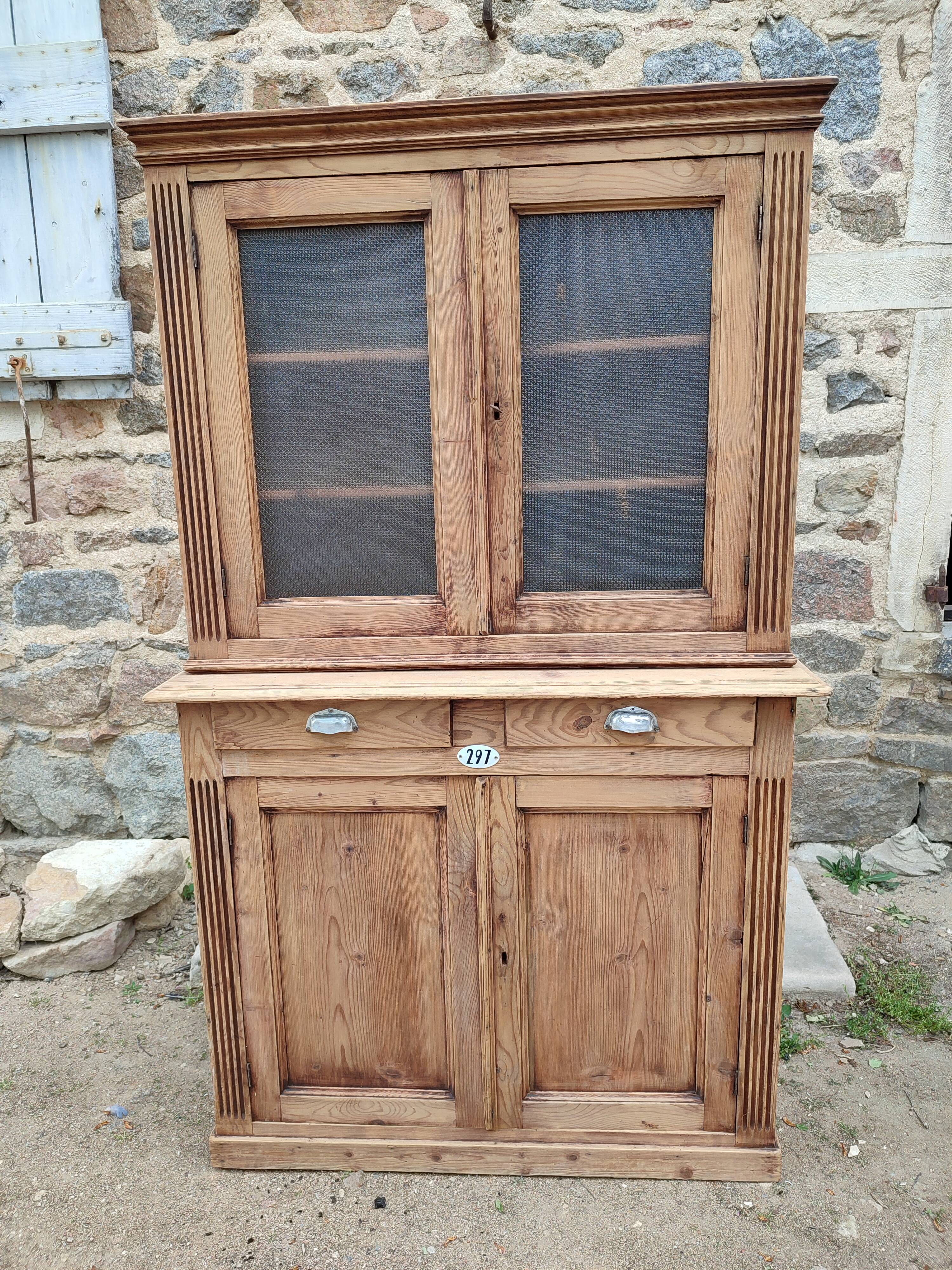 Vaisselier deux corps esprit meuble de métier