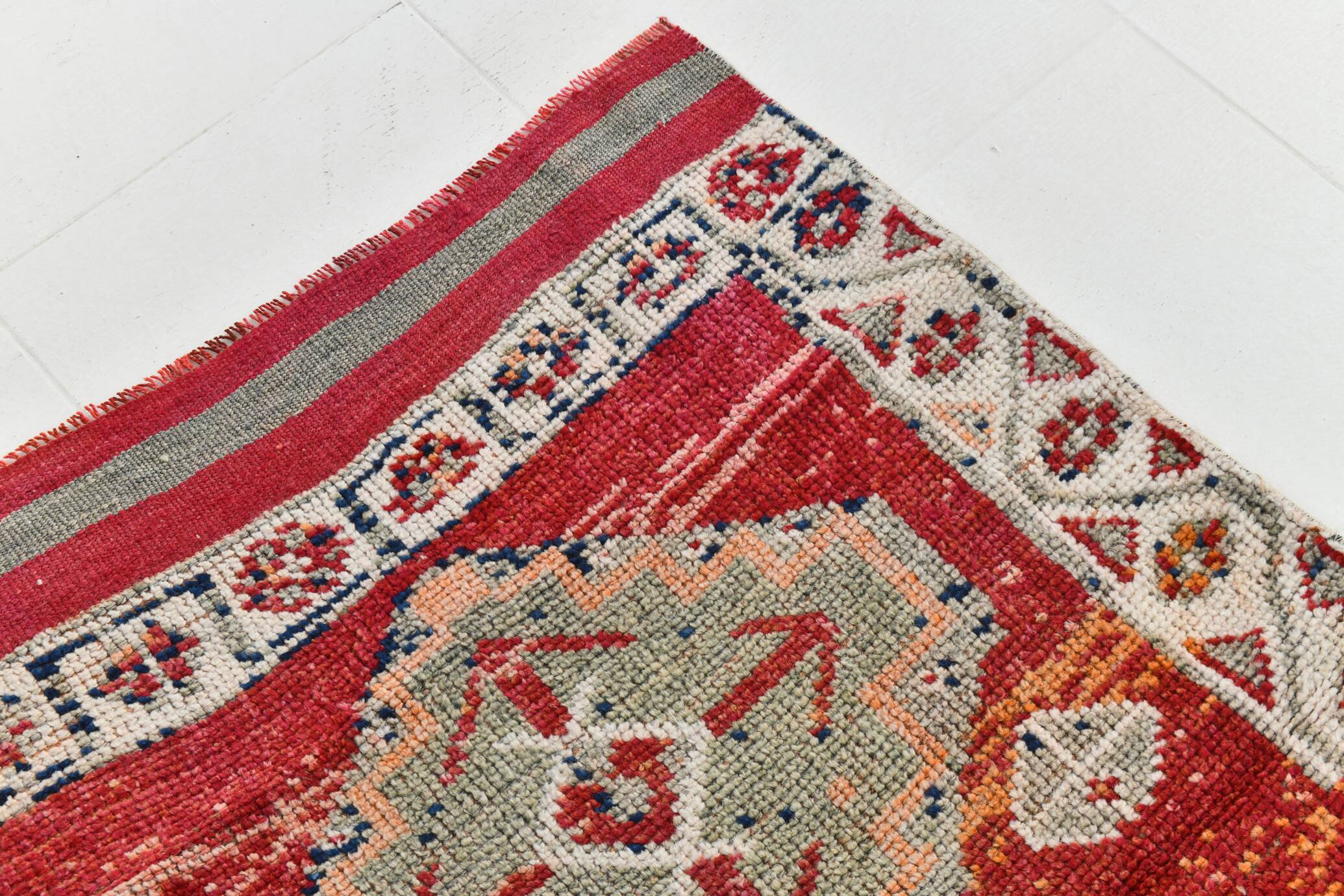 Tapis de couloir vintage à motifs géométriques rouge et orange, 102 x 332 cm