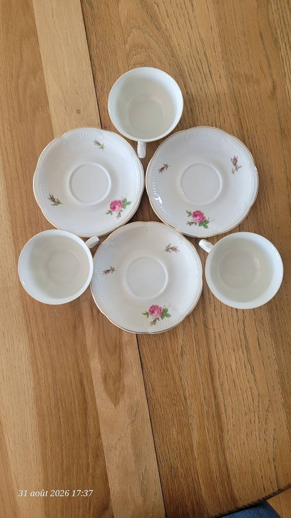 3 vintage Belgian cups from Maison R. Michiels (St Nicolas Waes)