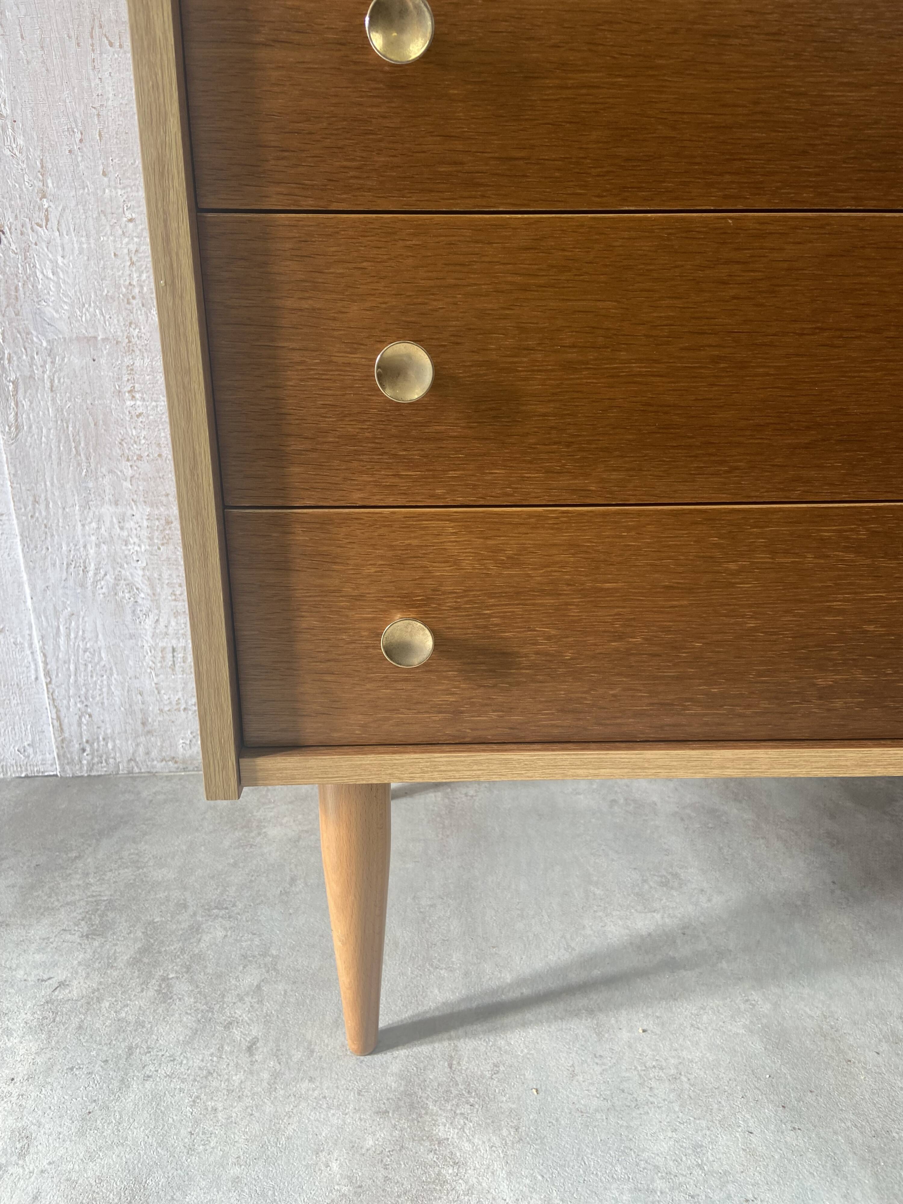Commode vintage