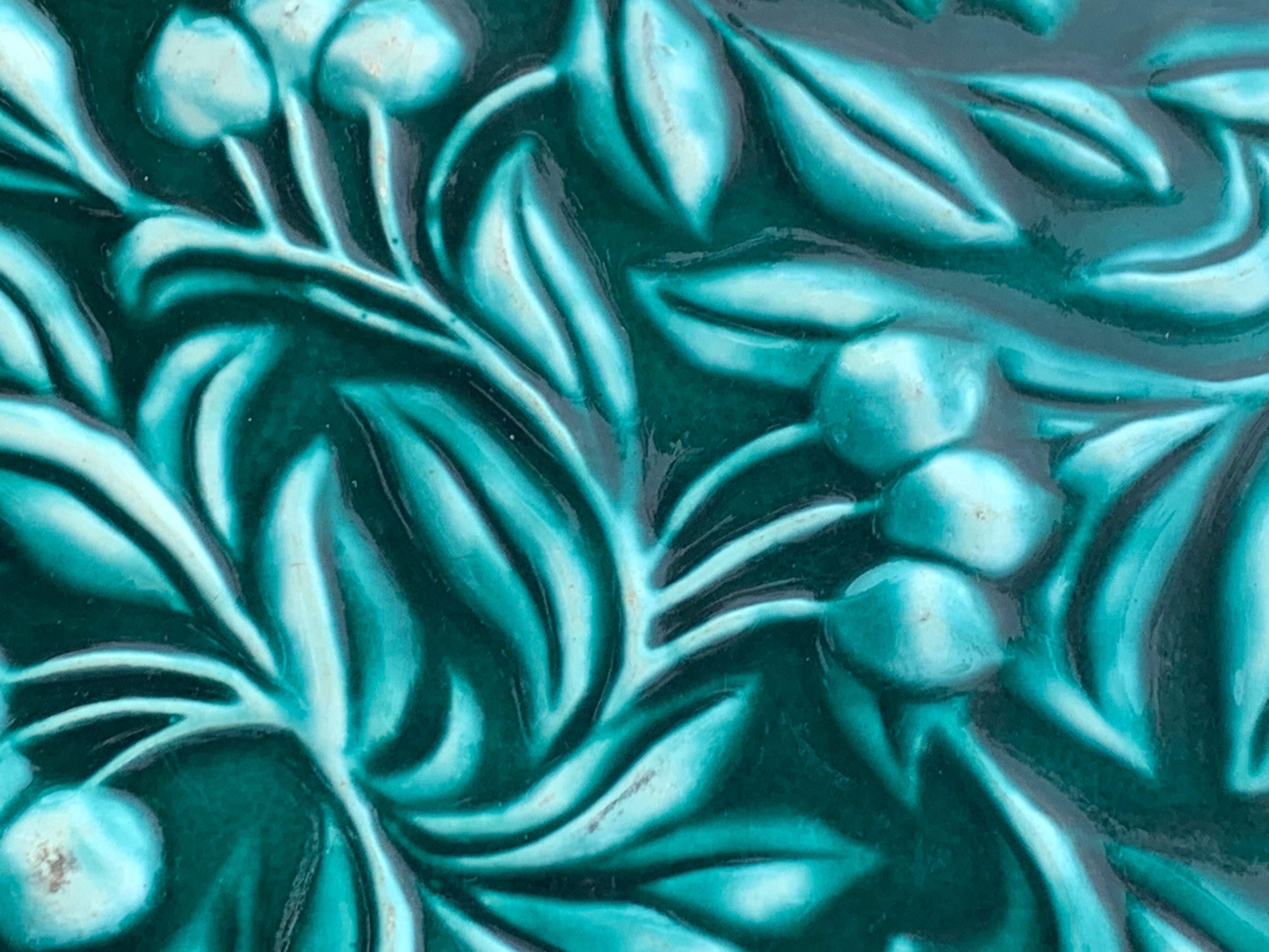 Centerpiece in slip patterns with old cherries