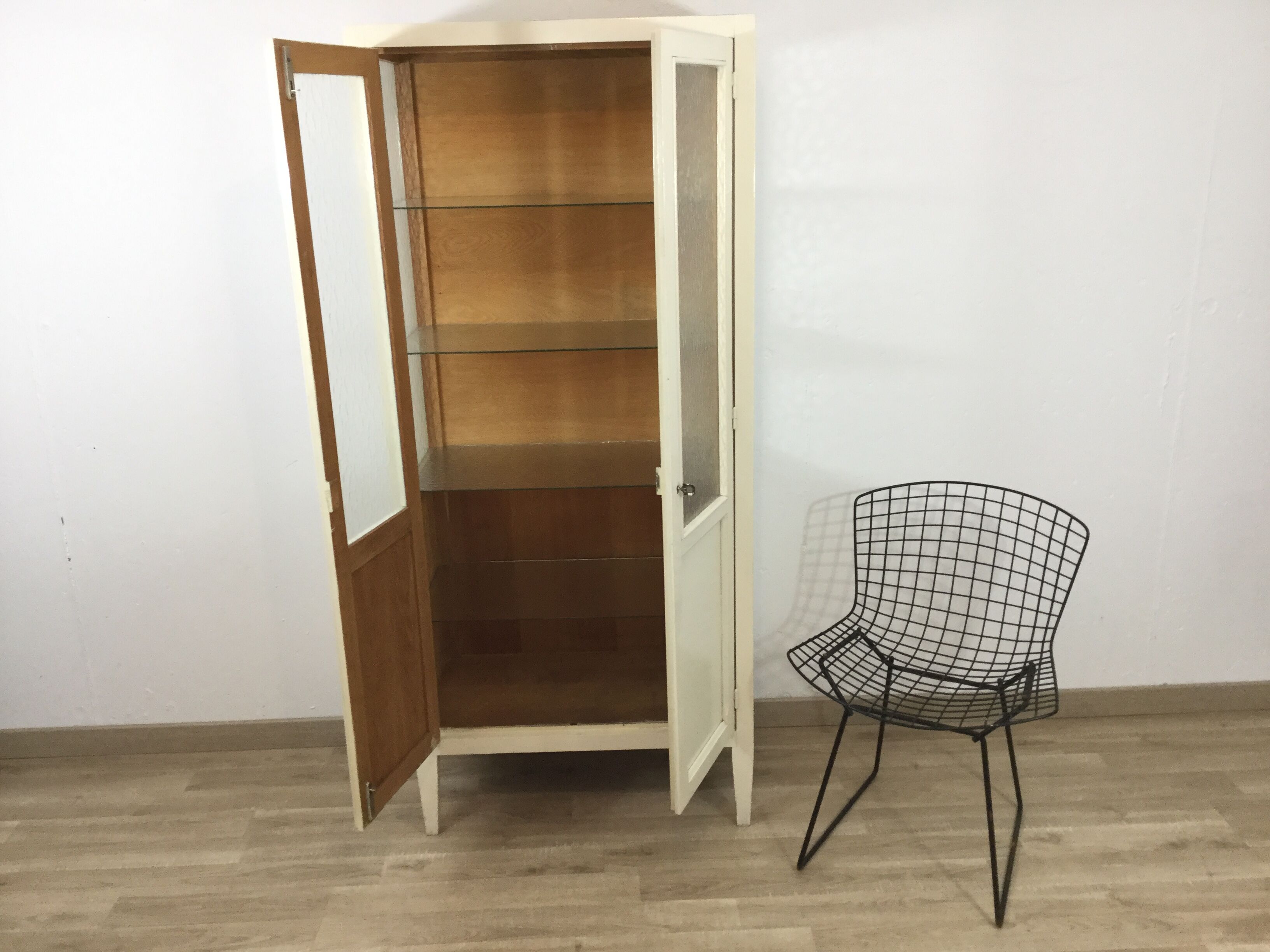 Parisian Cabinet glass