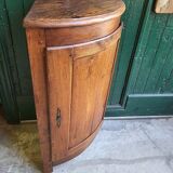 Beautiful 1 door corner in oak from the 19th century