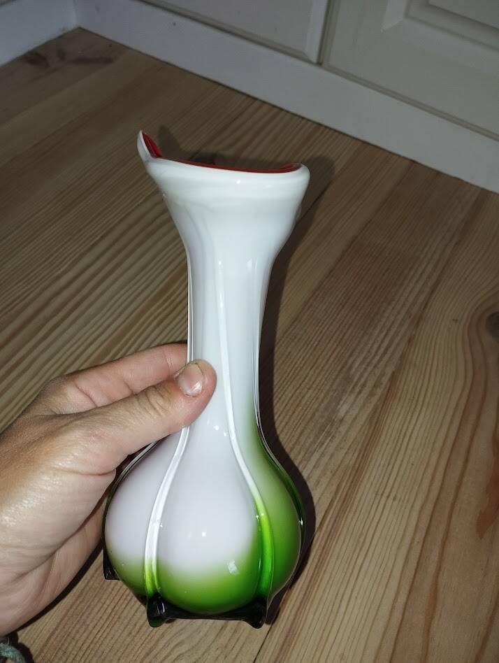 Vintage heart vase – Red blown glass – 1970s