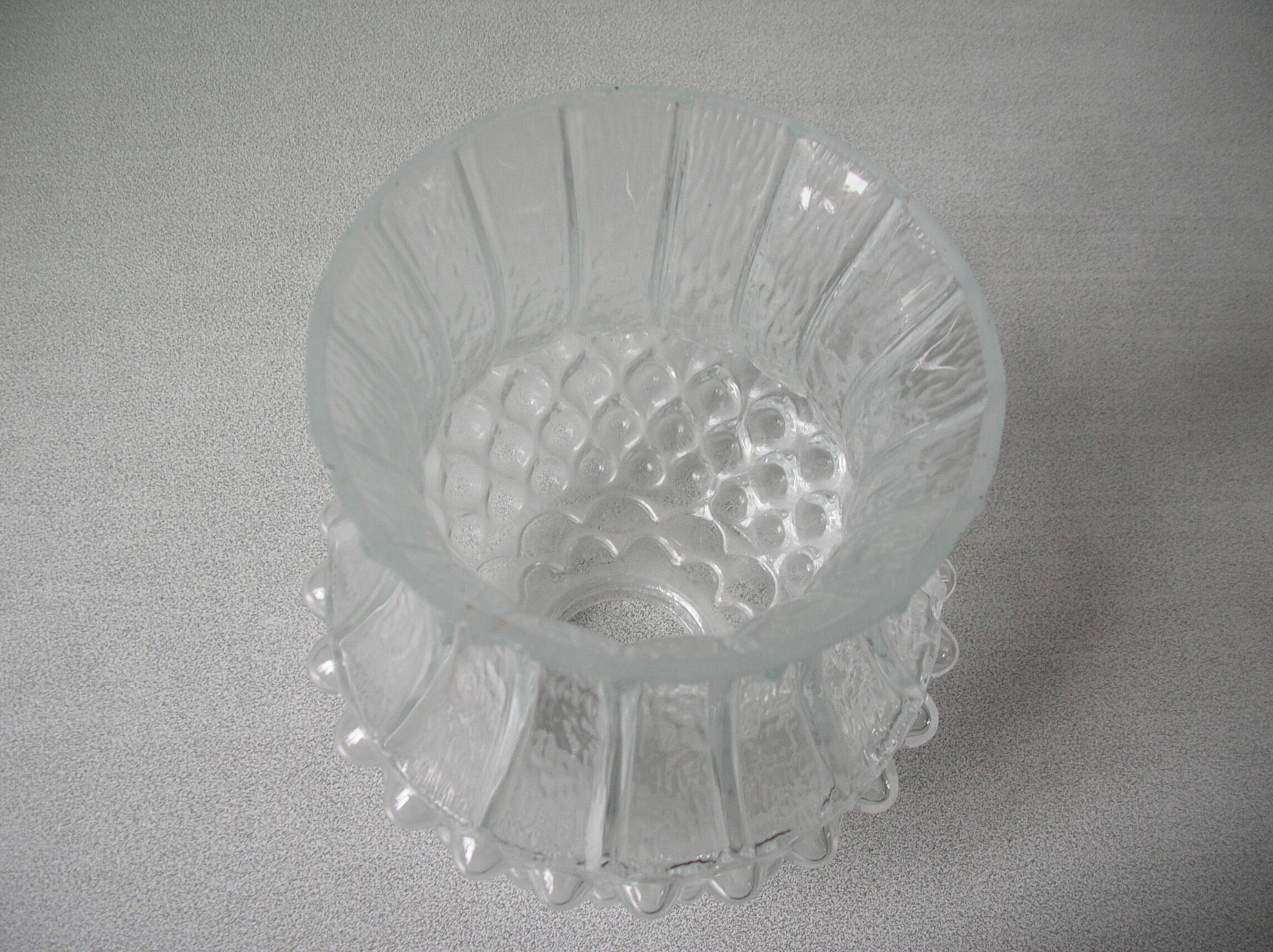 Old globe lamp shade chandelier lighting fixture in glass relief decor 16 cm