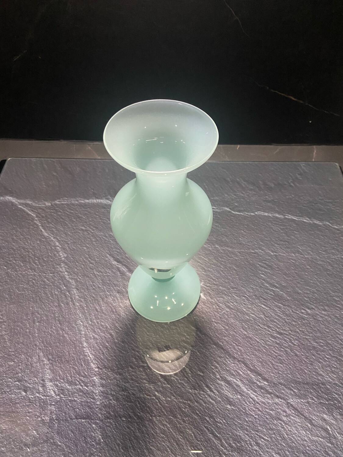 Vase en verre opalin de Murano – Fratelli Ferro, modèle 392, années 1950-70