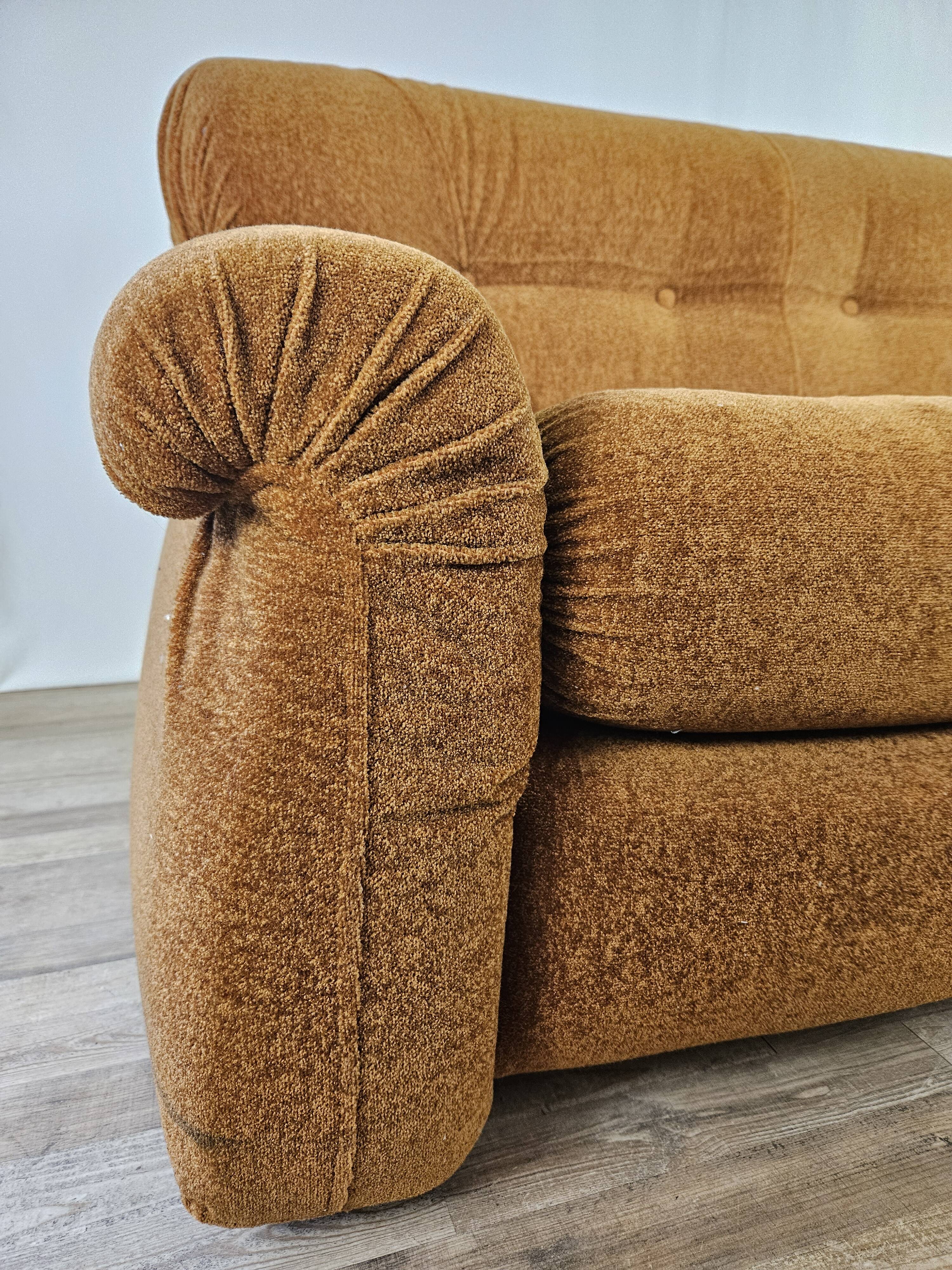 70s three-seater sofa by doimo