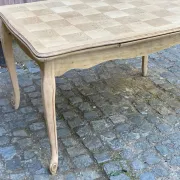 Table à manger Louis XV décapée en chêne massif 1970 215cm