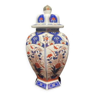 Decorated vase